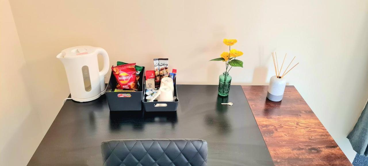 Modern Guest House - Central Inverness - Complimentary Snacks - Free Parking Экстерьер фото
