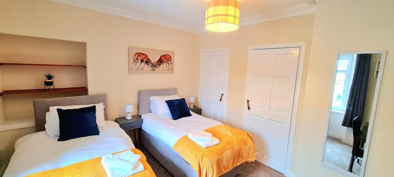Modern Guest House - Central Inverness - Complimentary Snacks - Free Parking Экстерьер фото