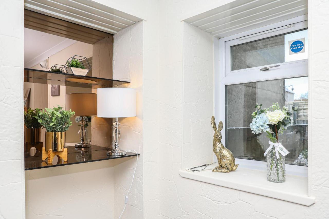 Modern Guest House - Central Inverness - Complimentary Snacks - Free Parking Экстерьер фото