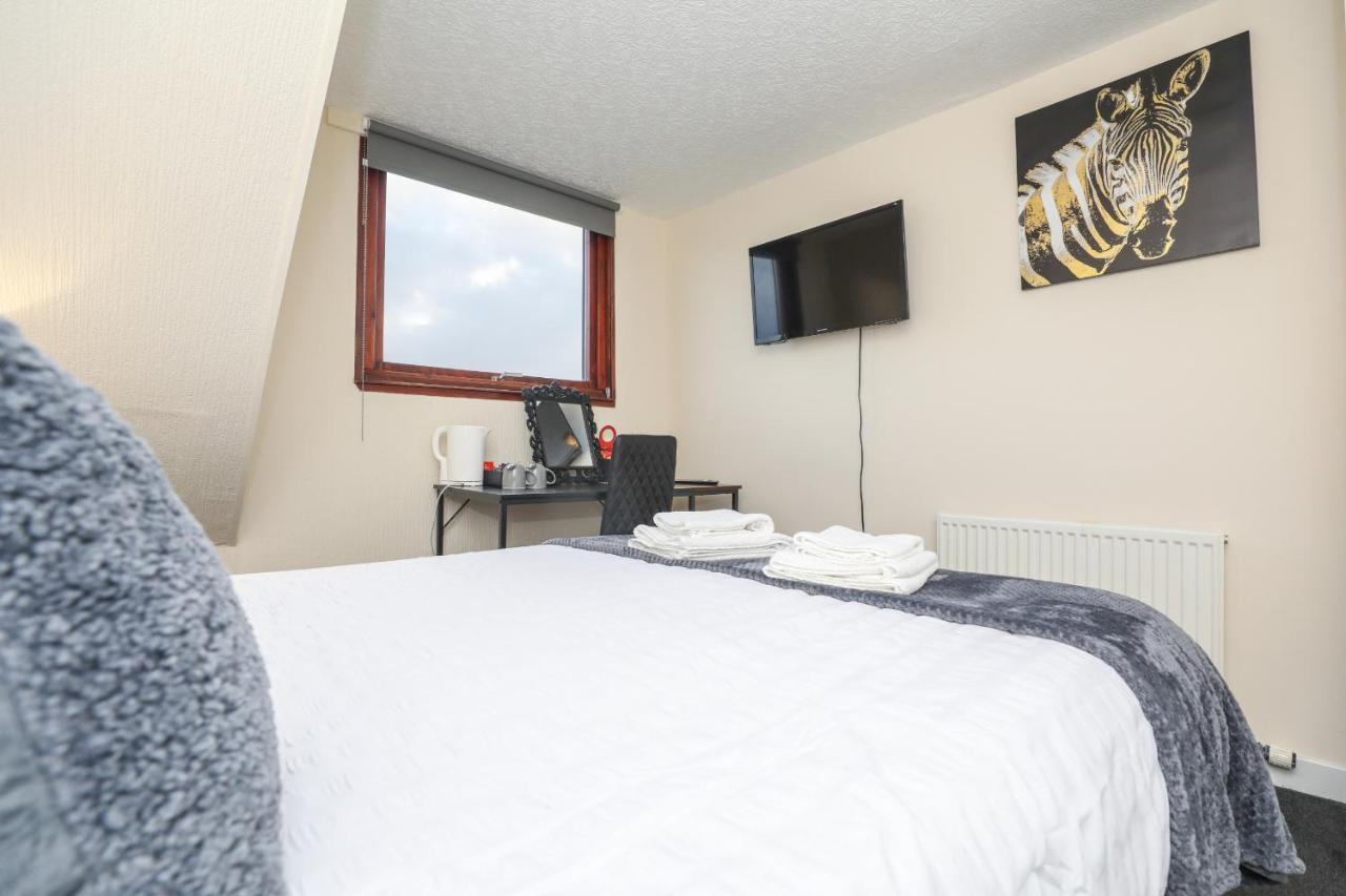 Modern Guest House - Central Inverness - Complimentary Snacks - Free Parking Экстерьер фото